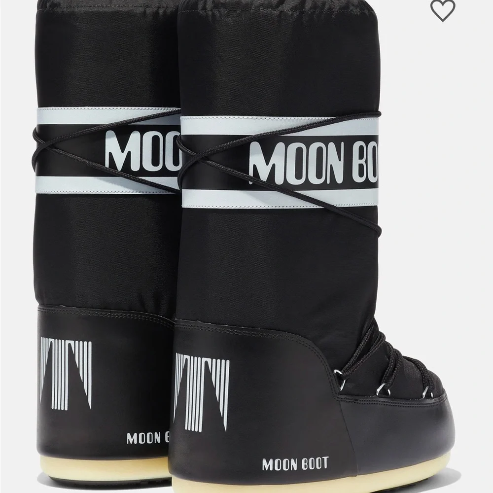 Moon Boot Black Winter & Rain Boots | Icon Snow Boots | Size 8 - Picture 1 of 3